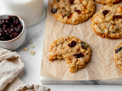 Cherry Oatmeal Cookies2 700x455